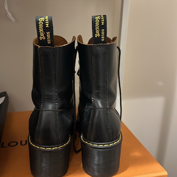 Dr Martens Leona Boots - Picture 3 of 6